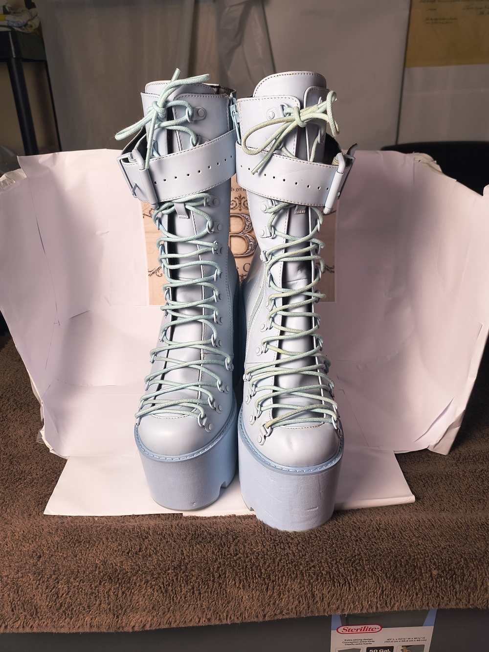 Sugar Thrillz Baby Blue Traitor Platform Boots 11M Dolls Kill Pastel Rave